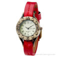 Interchangeable Women's Round Dial Analog Display Stylish Wristwatch with Adjustable Strap, Red